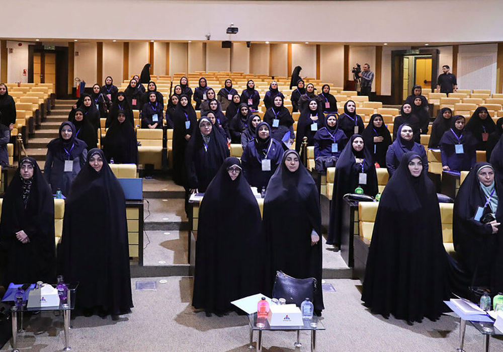 نشست بانوان نفت