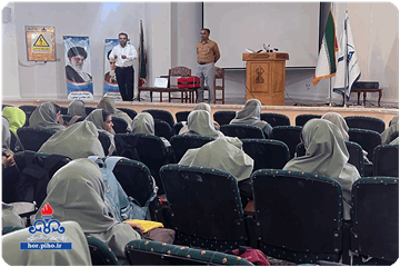 برگزاری کارگاه آموزشی کمک‌های اولیه و مدیریت رفتار در حوادث و بلایا در دبیرستان دخترانه مولوی شهرک مروارید بندرعباس