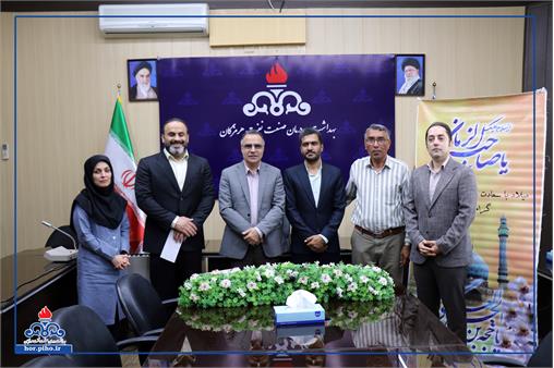 گزارش تصویری/ تقدیر از برگزیدگان مرحله اول نهمین دوره مسابقات سراسری قرآن وزارت نفت در روز میلاد منجی عالم بشریت حضرت